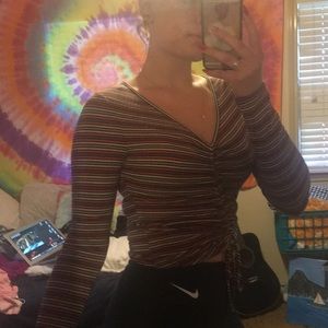 🖤Cute long sleeve crop top🖤